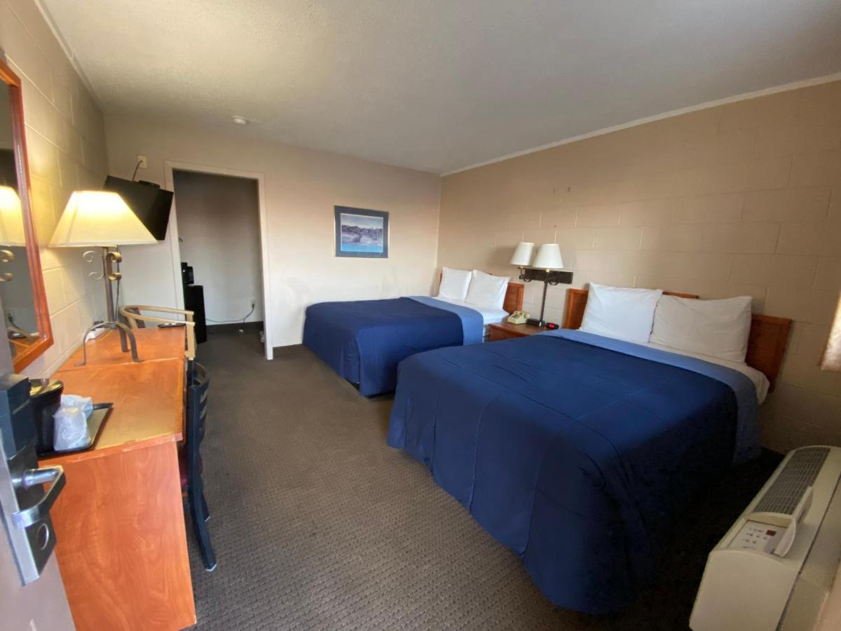 Regency Inn Dodge City Esterno foto